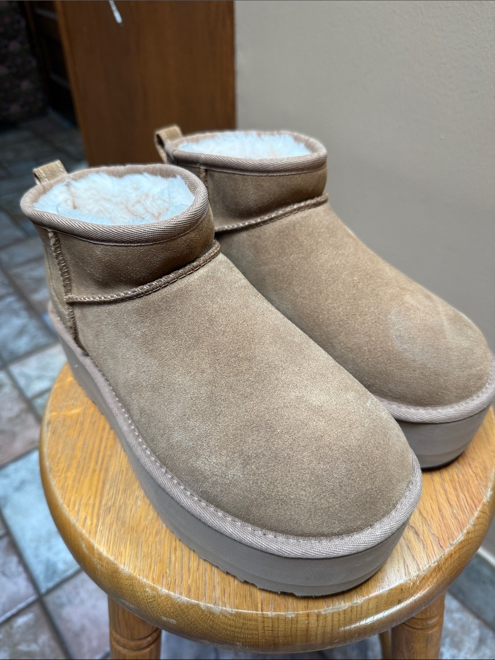 Nearly New UGG Classic Ultra Mini Platform Shearling-Lined Slip-On Boots